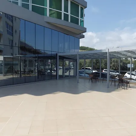 Silver Complex Lejlighedshotel