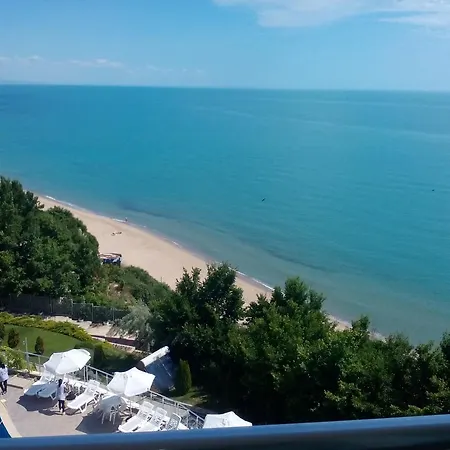 Silver Complex Lejlighedshotel 3*