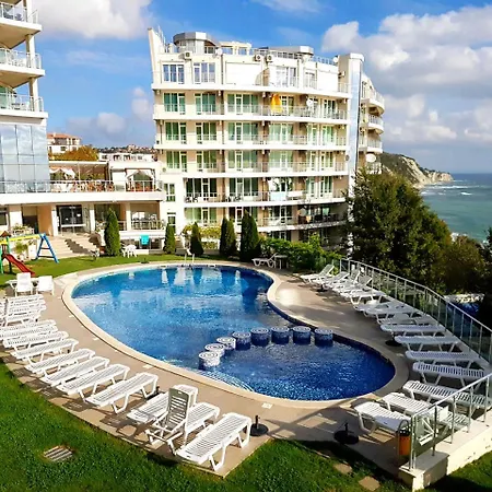 Silver Complex Lejlighedshotel